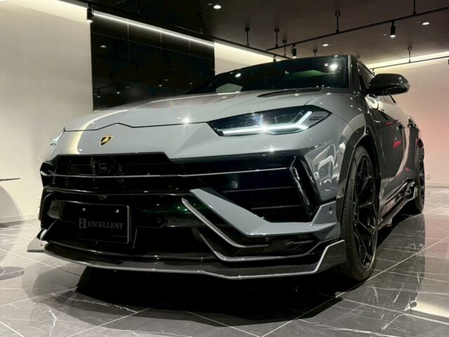 ランボルギーニ　ウルス　ペルフォルマンテ イメージ18