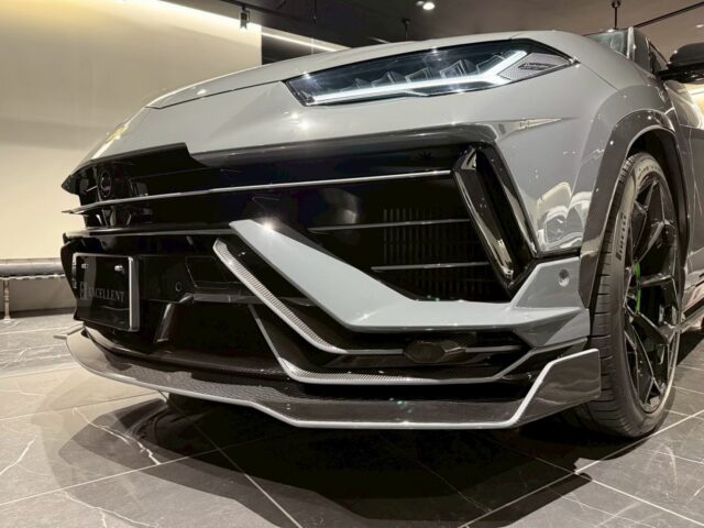 ランボルギーニ　ウルス　ペルフォルマンテ イメージ9