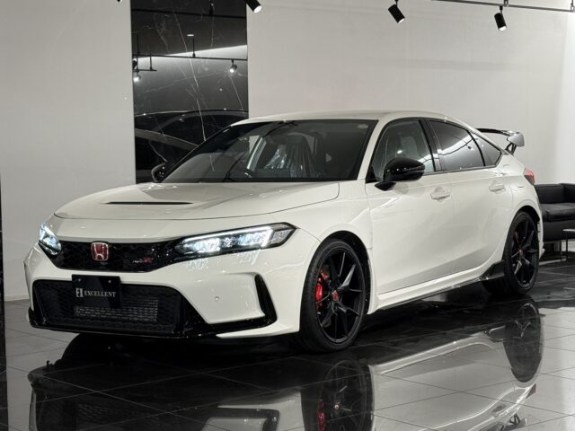 ホンダ　シビック　登録済未使用車 イメージ41