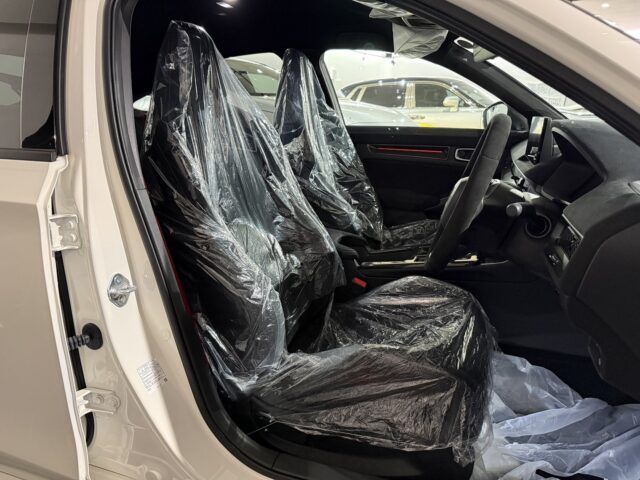 ホンダ　シビック　登録済未使用車 イメージ7
