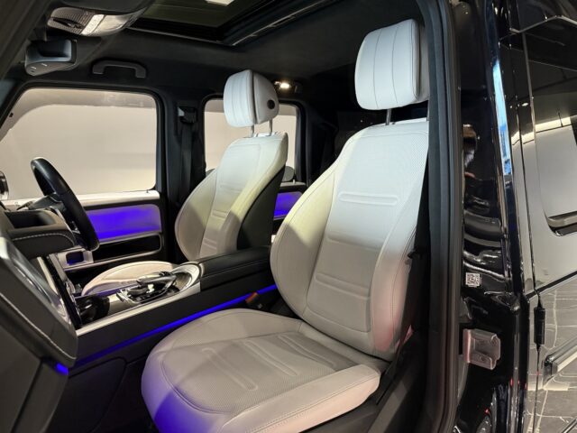 メルセデスベンツ G400d 黒 白内装 イメージ7