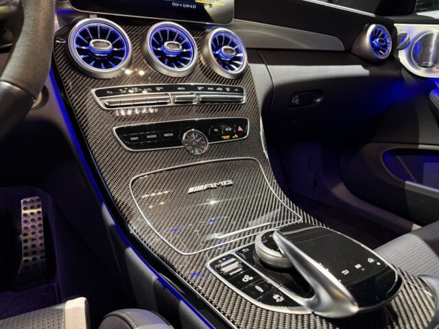 メルセデスベンツ C63Sクーペ イリジウムシルバー イメージ19
