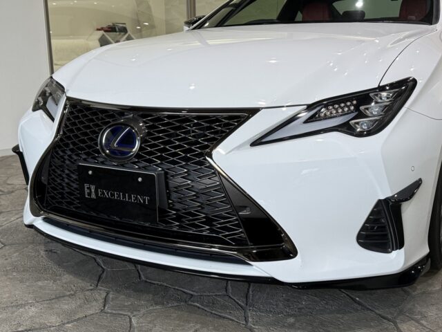 レクサスRC300　Fスポーツ　ホワイトノーヴァガラスフレーク　 イメージ11