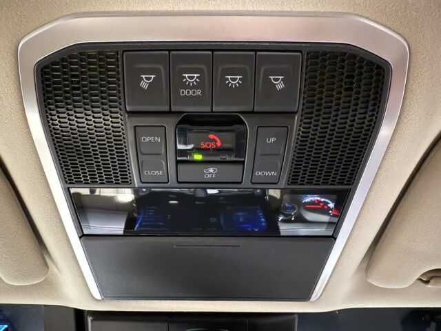 ランドクルーザー　ZX　白　USS福岡　0266 イメージ47