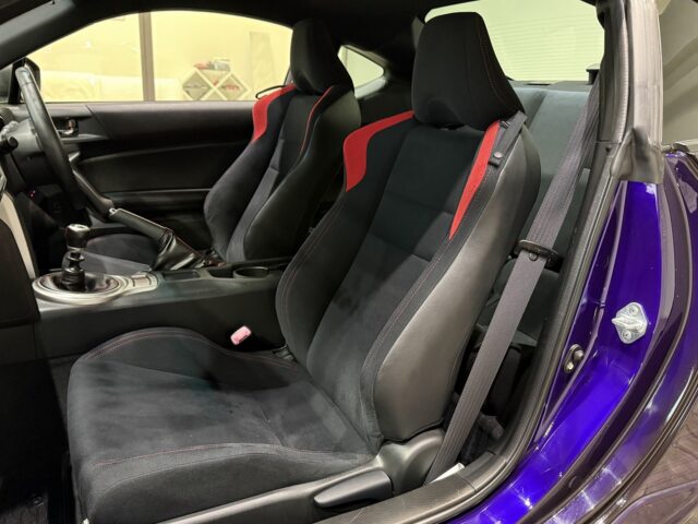 トヨタ 86 GT パープル USS名古屋 7081 イメージ8