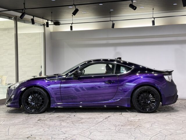 トヨタ 86 GT パープル USS名古屋 7081 イメージ2