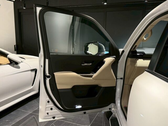 ランドクルーザー　ZX　白　USS福岡　0266 イメージ45