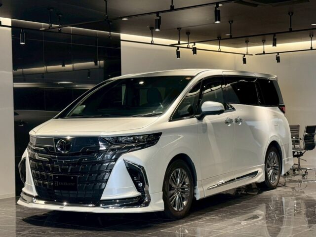 トヨタ　アルファードZ　白　USS九州　9496 イメージ1