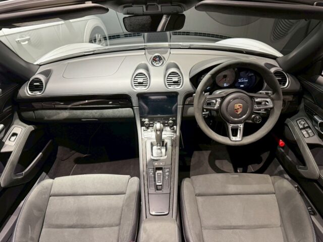 ポルシェ ボクスターGTS 白 渡辺様委託 7489 イメージ2