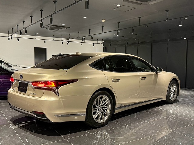 レクサス LS500h ゴールド USS大阪 イメージ2