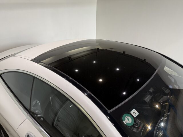 メルセデスベンツ S63 クーペ 白 USS名古屋 イメージ24