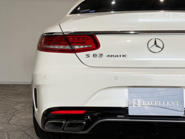 メルセデスベンツ S63 クーペ 白 USS名古屋 イメージ19