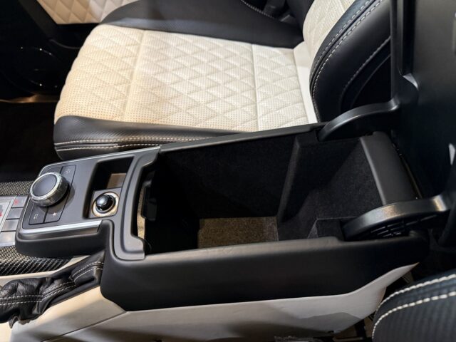 メルセデスAMG　G63　エディション463　白　　USS名古屋 イメージ44