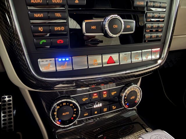 メルセデスAMG　G63　エディション463　白　　USS名古屋 イメージ24