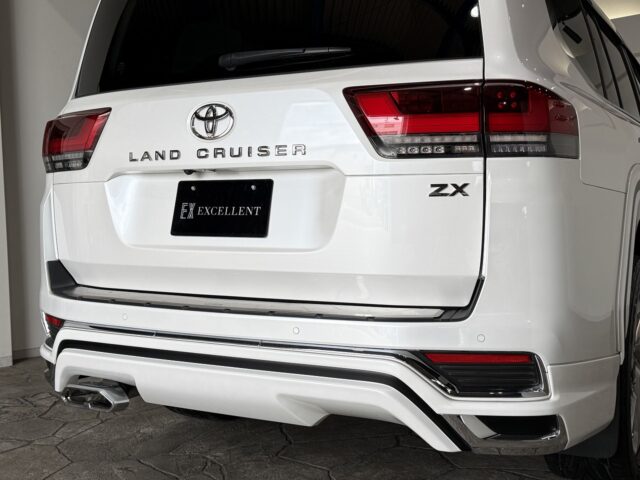 トヨタ　ランドクルーザー　白　Ｒ５　ＵＳＳ名古屋 イメージ13