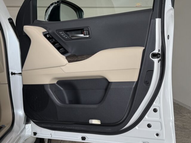 トヨタ　ランドクルーザー　白　Ｒ５　ＵＳＳ名古屋 イメージ37