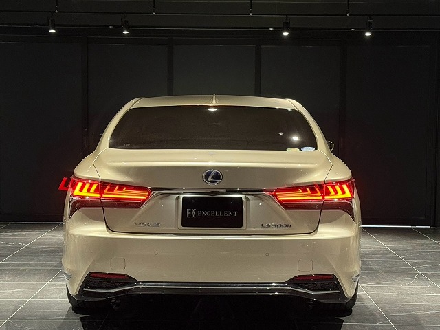 レクサス LS500h ゴールド USS大阪 イメージ32