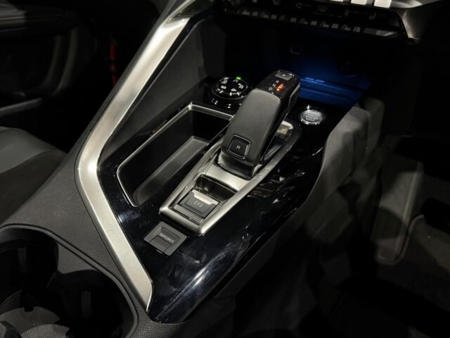 プジョー　5008　ＧＴ　茶色　EXE様買取 イメージ18