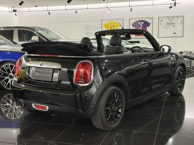 MINI クーパーコンバーチブル 黒 USS東京 8626 イメージ6