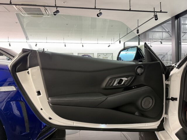 トヨタ スープラ RZ 白 R1 USS東京 2426 イメージ18