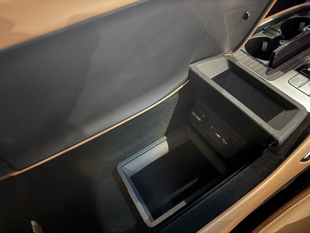 レクサス　LS500　Iパッケージ　黒　USS東京　0852 イメージ32