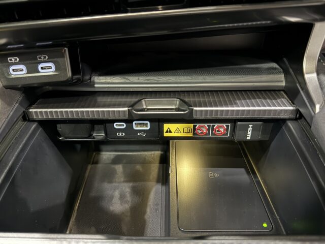レクサスＲＸ500ｈ　Ｆスポーツ　黒　ＵＳＳ名古屋 イメージ24