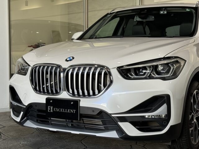 BMW　X1　sDrive18i　Xライン　ミネラルホワイト　シルバーウルフ様買取 イメージ11