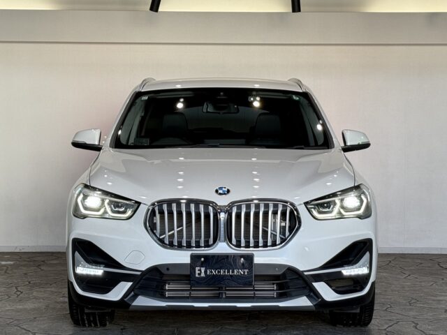 BMW　X1　sDrive18i　Xライン　ミネラルホワイト　シルバーウルフ様買取 イメージ9