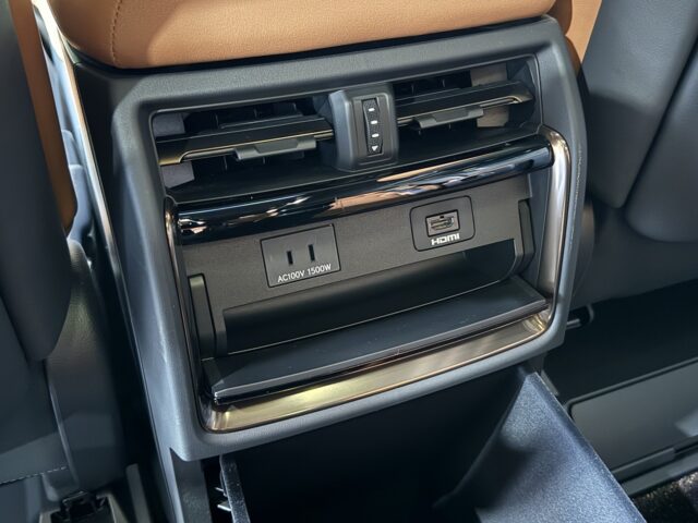 トヨタ　ヴェルファイア　ハイブリッド　プレシャスメタル　R7 イメージ39