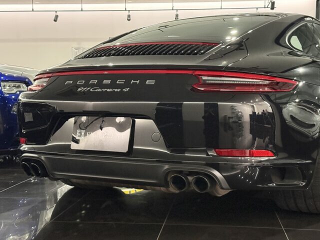 ポルシェ 911CP4W 911カレラ4 黒 USS東京 2966 イメージ3