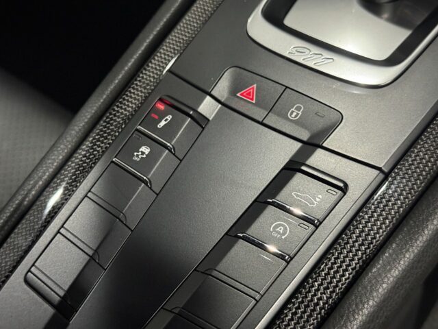 ポルシェ 911CP4W 911カレラ4 黒 USS東京 2966 イメージ25