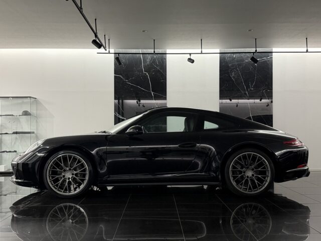 ポルシェ 911CP4W 911カレラ4 黒 USS東京 2966 イメージ6